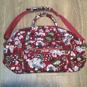 Vera Bradley Bordeaux Blooms Iconic Large Travel Duffle bag flaw read